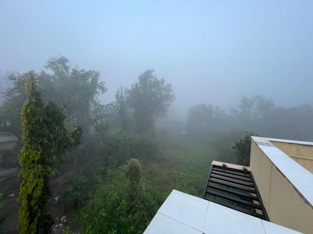 Hotel Phoenix Lonavala Exterior foto
